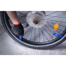 Jeu d’outils pour bicyclettes | en route | 13 pcs.