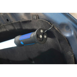 Lampe LED pour capot moteur sur accu