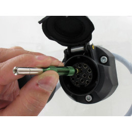 Kit de nettoyage prise attelage 7/13 broches