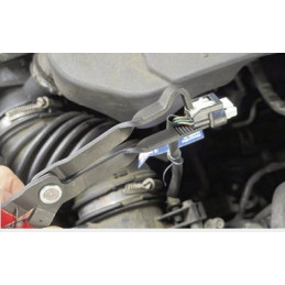 PINCE POUR FICHES ÉLECTRIQUES DE VÉHICULES AVEC LANGUETTE DE VERROUILLAGE